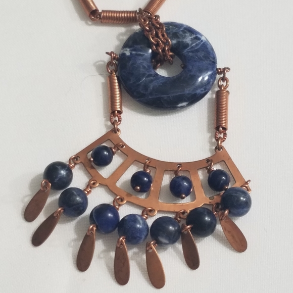 Handmade blue stone necklace - Picture 2 of 2